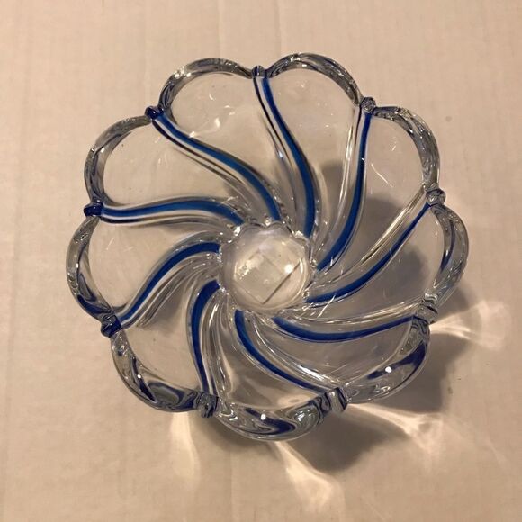 NIB Mikasa Peppermint Coral hand painted glass bowl - Picture 4 of 6